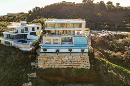 d7ac68cd2252d4341d84fefe68fc651f - 1