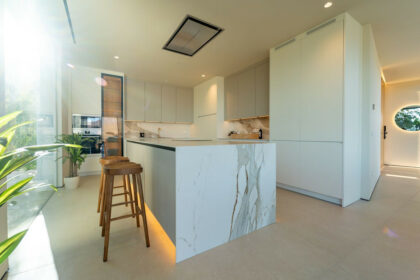 d7ac68cd2252d4341d84fefe68fc651f - 17