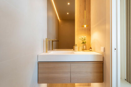 d7ac68cd2252d4341d84fefe68fc651f - 57