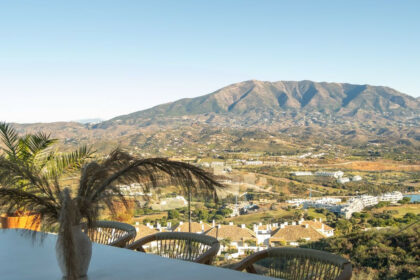 d7ac68cd2252d4341d84fefe68fc651f - 62