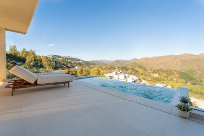 d7ac68cd2252d4341d84fefe68fc651f - 8