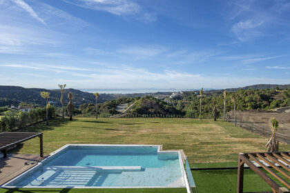 d9413957b601a7c149ce1776c325b523 - 16