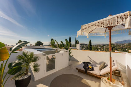 d9be799dd5c15fda62b9ccdd4c9d50f1 - 19