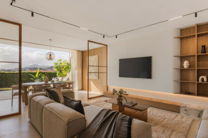 d9be799dd5c15fda62b9ccdd4c9d50f1 - 2