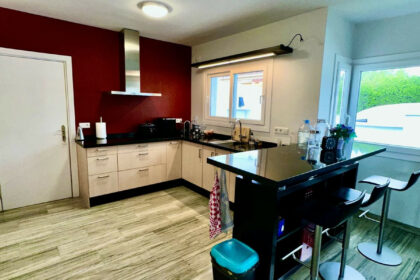 da34181918bedc8a3334088453512d31 - 4