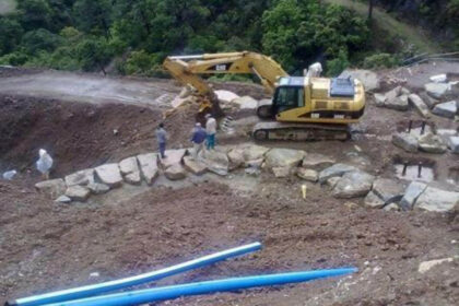 dae04da8c475e2383bb0622af273dcf0 - 4