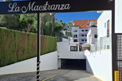 dae5d7c5ba466b6780109805bf2ad028 - 41