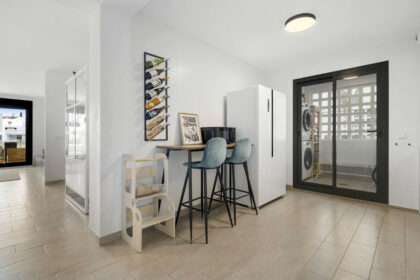 dc0eb815b2f9ee1d708171823185c6f6 - 13