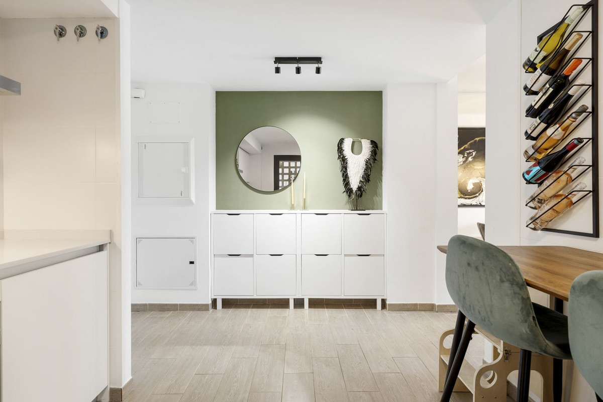 dc0eb815b2f9ee1d708171823185c6f6 - 16