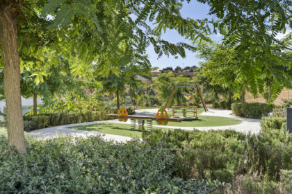 dc0eb815b2f9ee1d708171823185c6f6 - 24