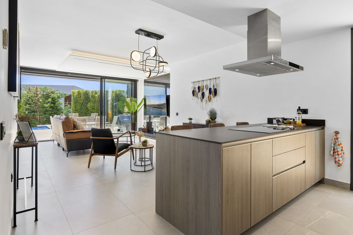 dc43a2dcbd4cfe84fd73d18ec0ac919c - 10