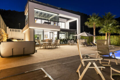 dc43a2dcbd4cfe84fd73d18ec0ac919c - 40