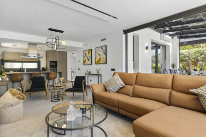 dc43a2dcbd4cfe84fd73d18ec0ac919c - 43