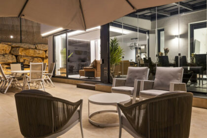 dc43a2dcbd4cfe84fd73d18ec0ac919c - 53