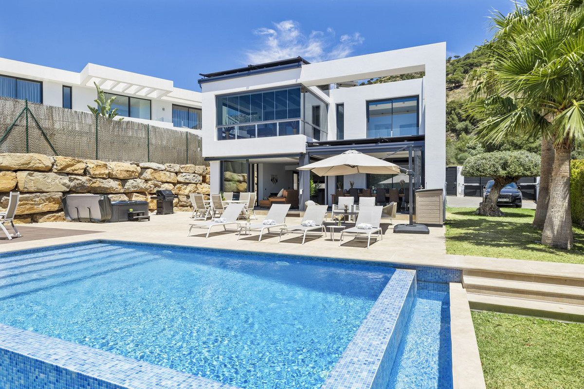 dc43a2dcbd4cfe84fd73d18ec0ac919c - 57