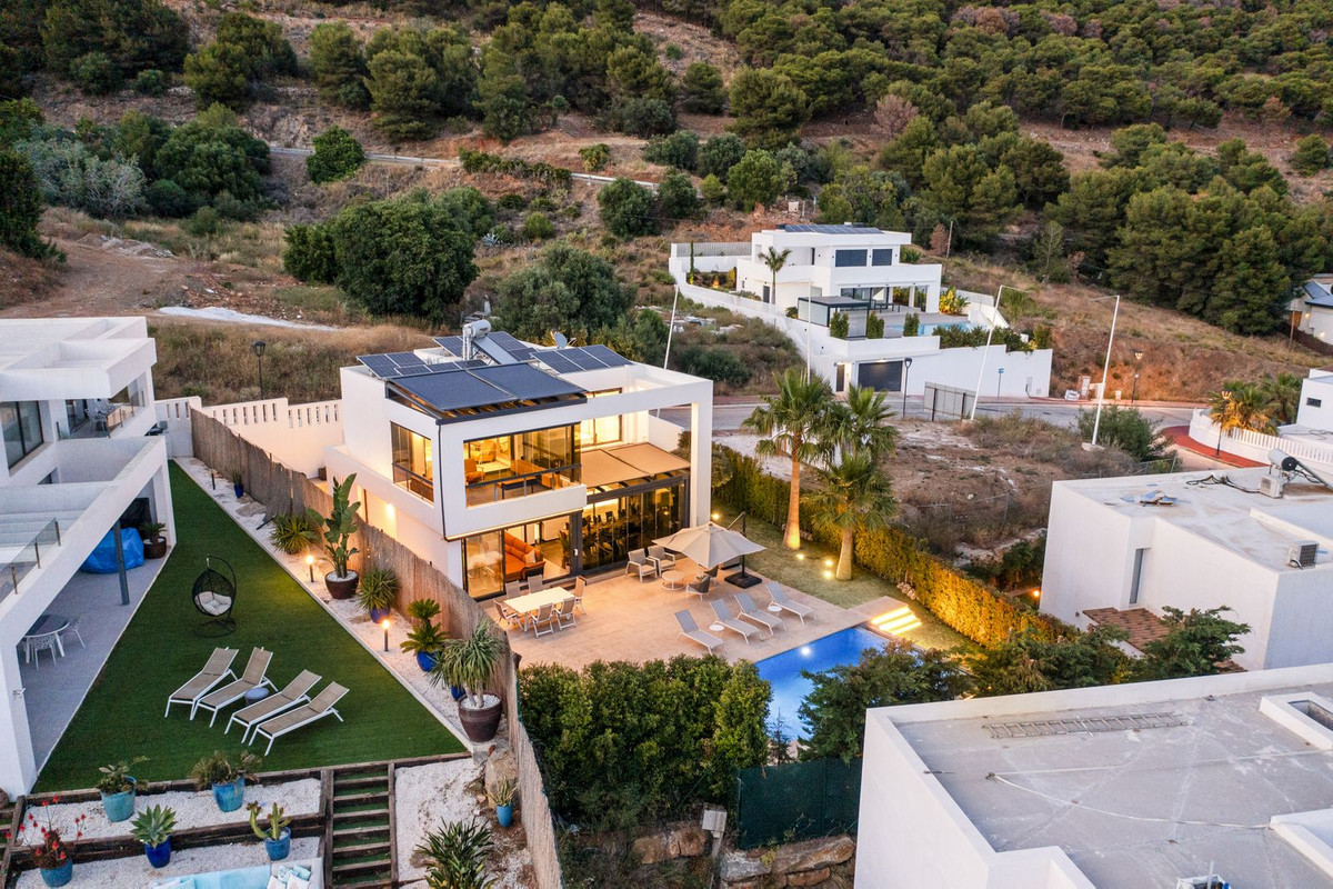 dc43a2dcbd4cfe84fd73d18ec0ac919c - 60