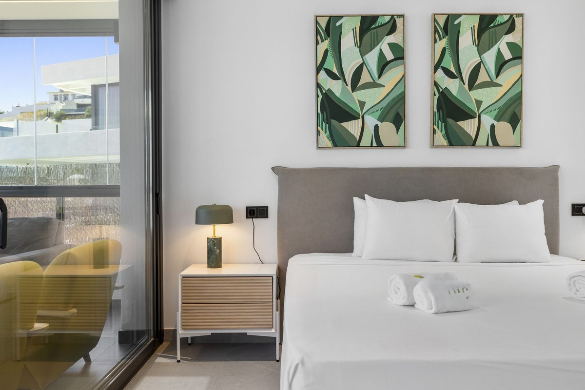 dc43a2dcbd4cfe84fd73d18ec0ac919c - 71