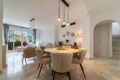 dc79d2629c8e72276bf95bbb5efa7e5e - 4