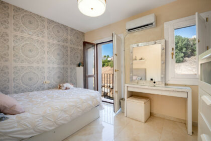 dd14cd47b9f6f25114119db1a62a8386 - 13