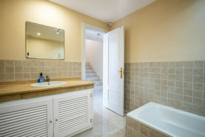 dd14cd47b9f6f25114119db1a62a8386 - 46