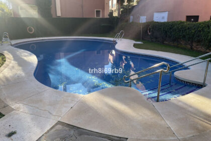 deec707f1a381ffdaee26ffb59f8d3f0 - 26