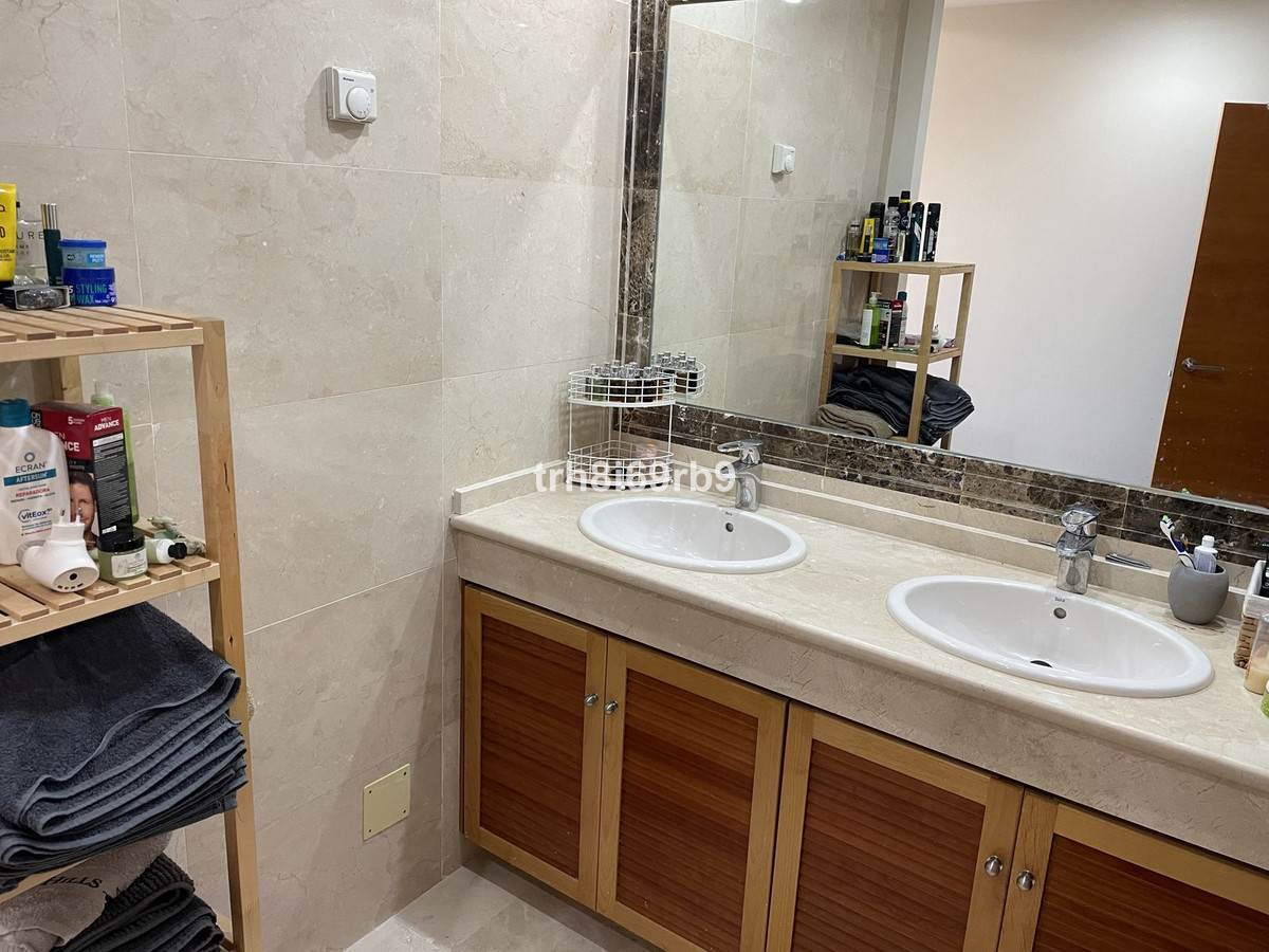 deec707f1a381ffdaee26ffb59f8d3f0 - 31