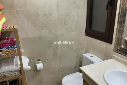 deec707f1a381ffdaee26ffb59f8d3f0 - 32