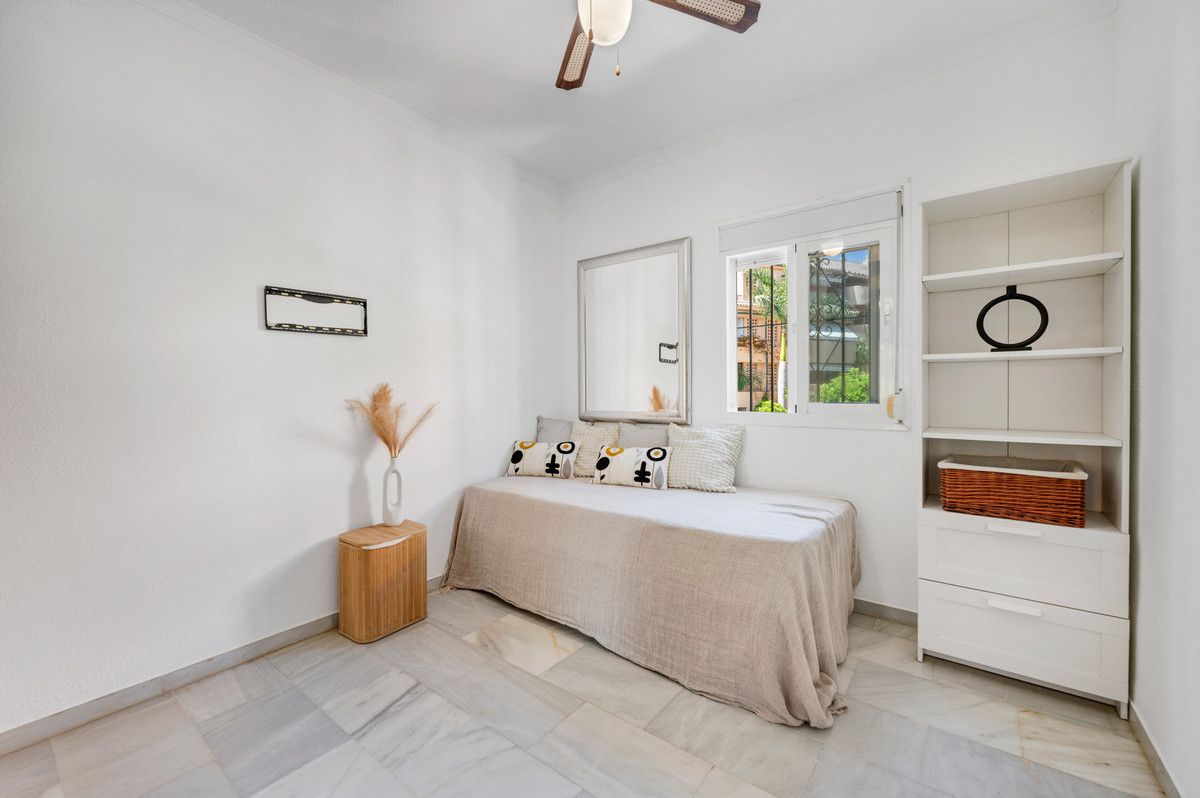 df697556b26715910954f32f151f25d0 - 17