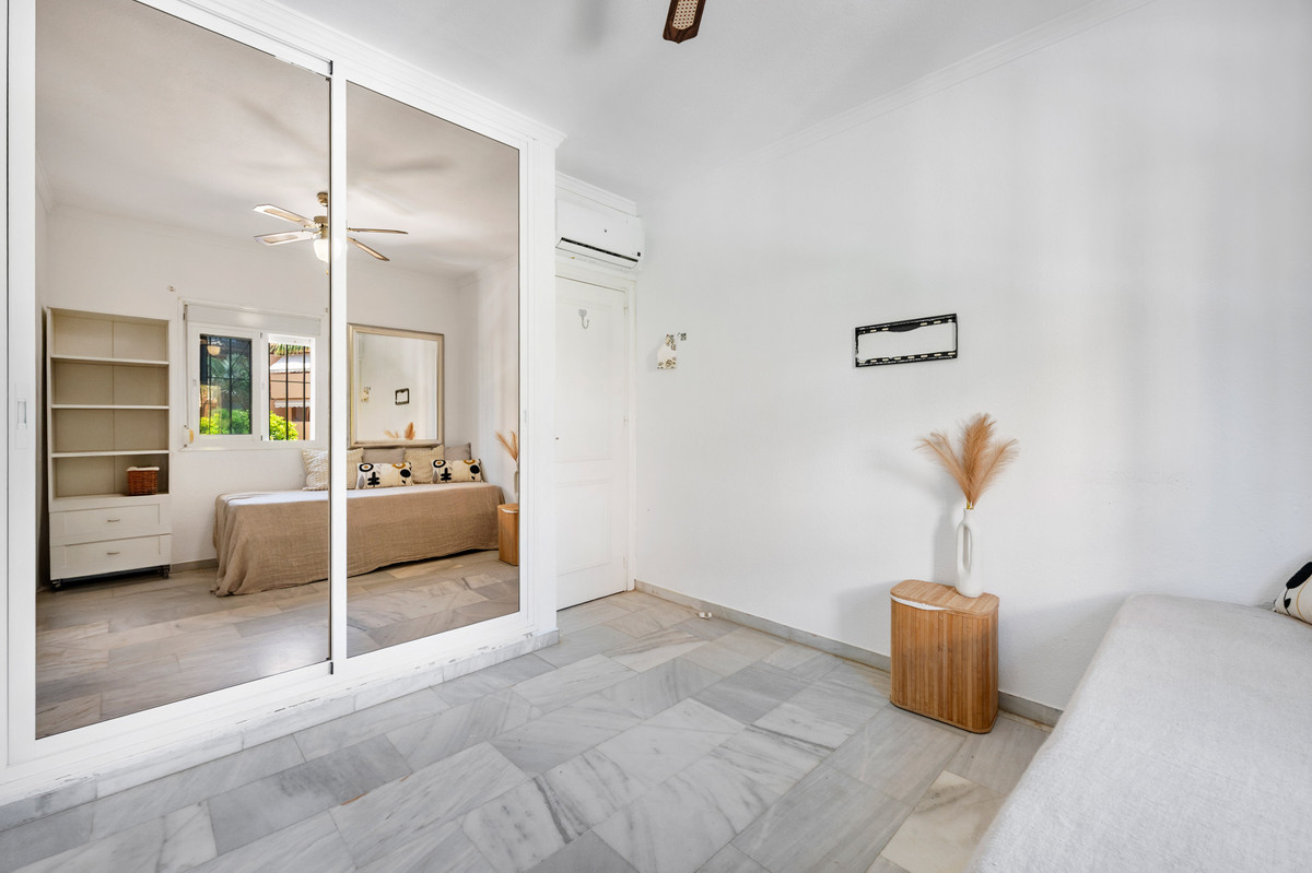 df697556b26715910954f32f151f25d0 - 18