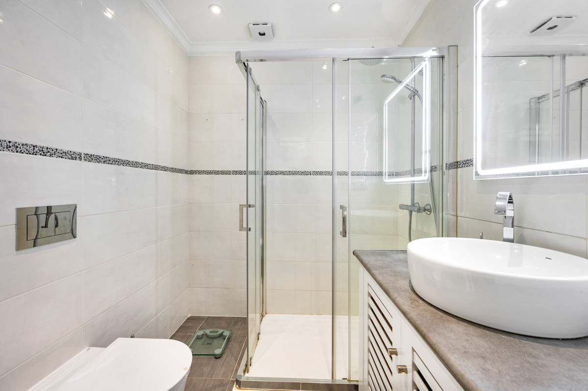 df697556b26715910954f32f151f25d0 - 19