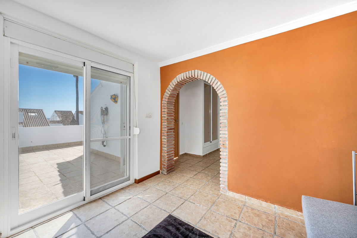 df697556b26715910954f32f151f25d0 - 20