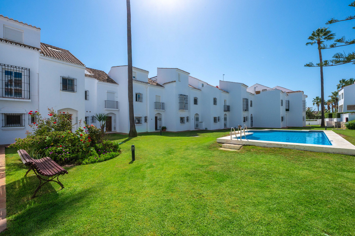 df697556b26715910954f32f151f25d0 - 24