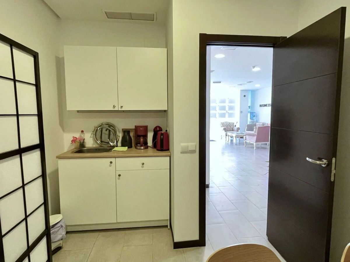 df702c9f4014f0e64ce5b629fab49e0c - 9