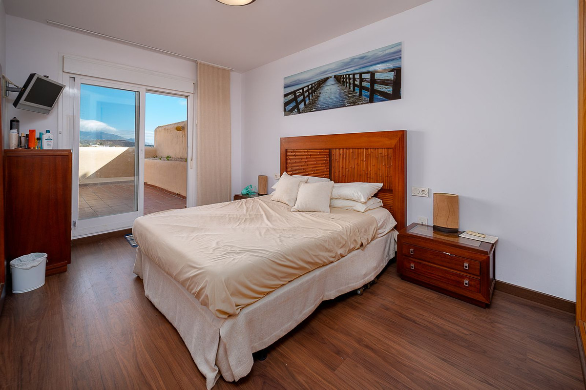 e01057636aa21c601671981c4c1bcf00 - 13