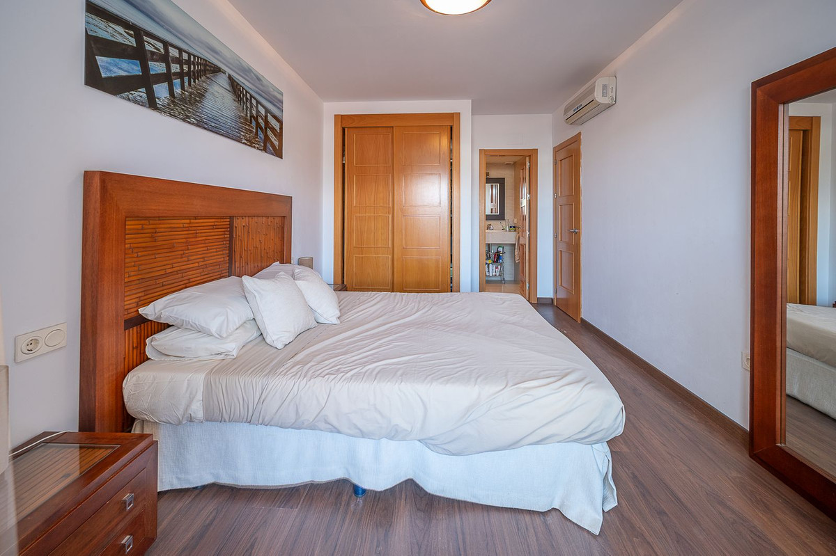 e01057636aa21c601671981c4c1bcf00 - 14