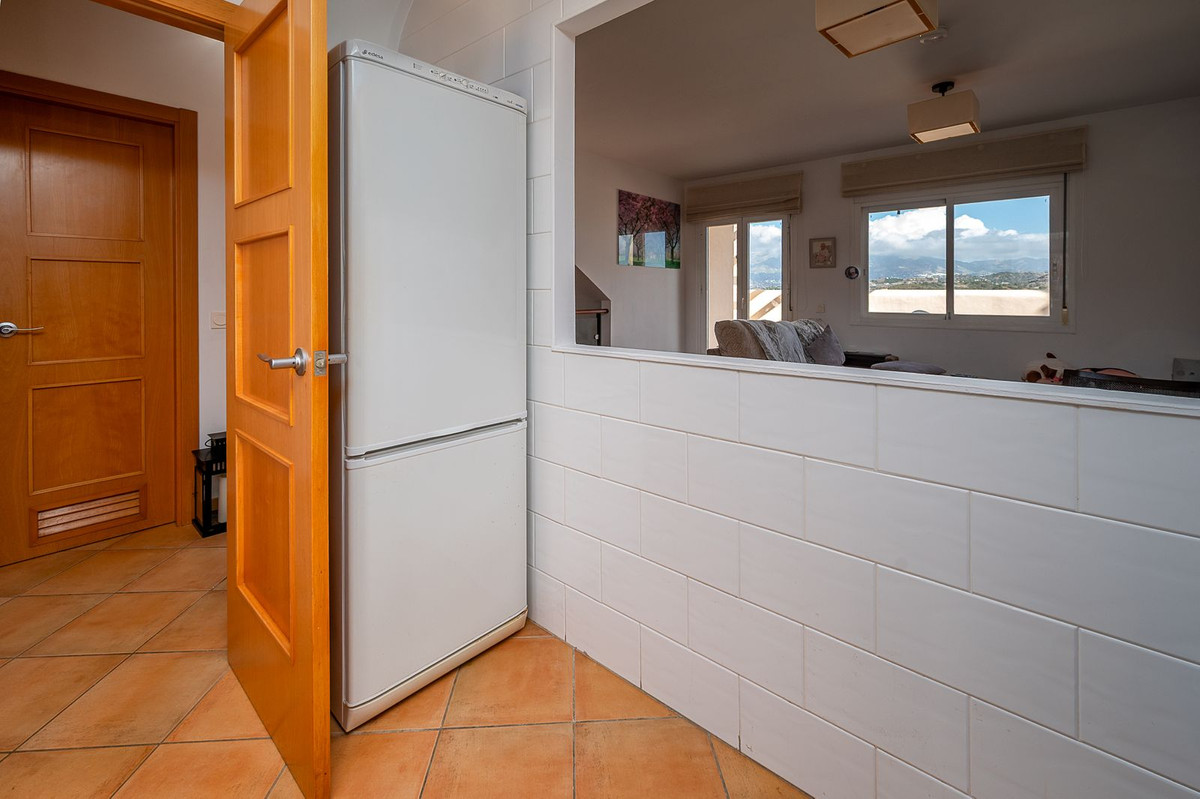 e01057636aa21c601671981c4c1bcf00 - 4