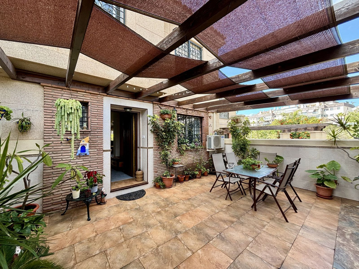 e1c6942b1a309d996368052554671599 - 3