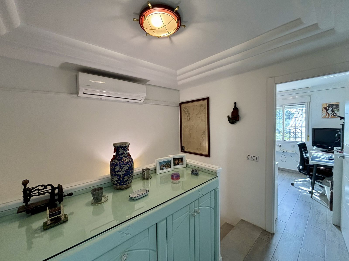 e1c6942b1a309d996368052554671599 - 47