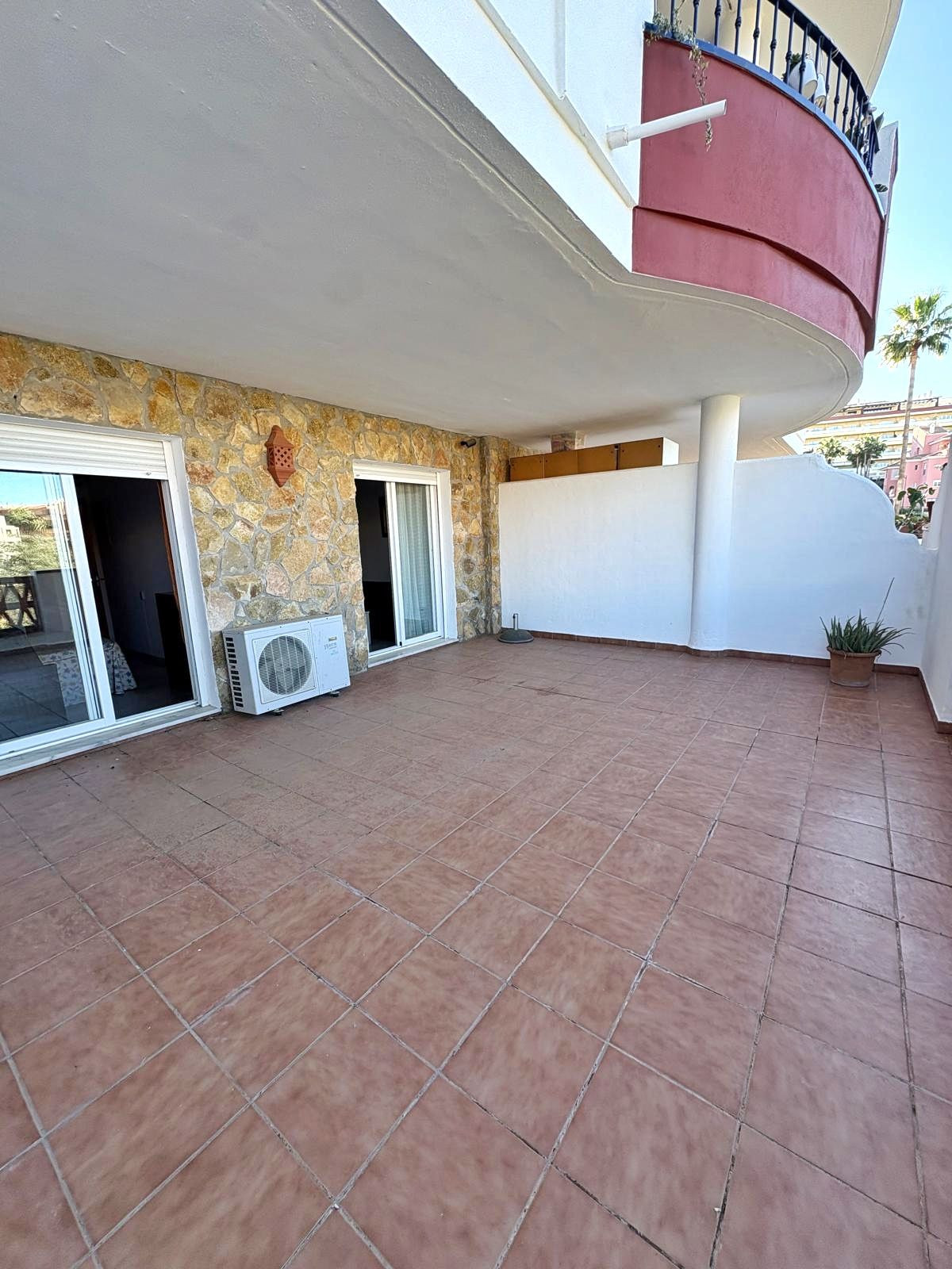 e1cfa7f7aa909bc5135c7c7cd4b0ff00 - 15