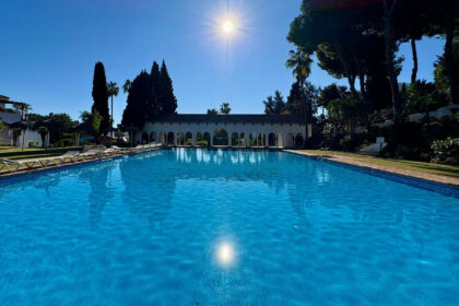 e2a29b2e43b4b4bd118dfbef7a9040fe - 1