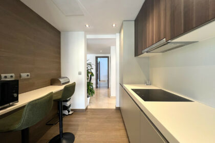 e4ecbf64e1b386066e3704fefaa5f004 - 13