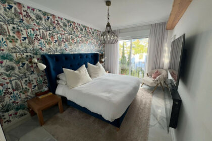 e650f28bd0506a6dcfc45048c71dc451 - 11