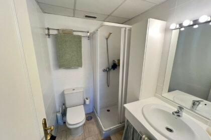 e650f28bd0506a6dcfc45048c71dc451 - 18