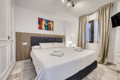 e73b71baa2f3b4088d145f57909b0ed1 - 32