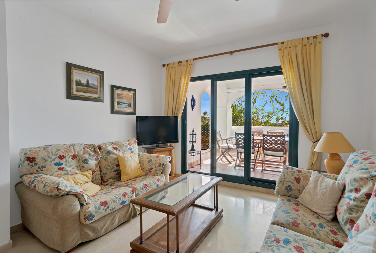 e7b0c9543755d8b72c48a09e1a8d0e01 - 13