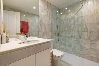 e7cbc6155ddbdf54f9a3739c1c341206 - 12