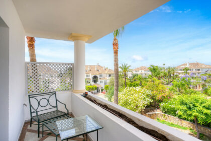 e918332c34b426d02e9c18df259fdff2 - 30