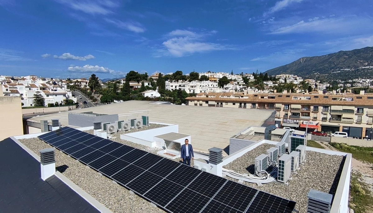 e93a2cf56c1060c312c87c1bc83f126f - 30