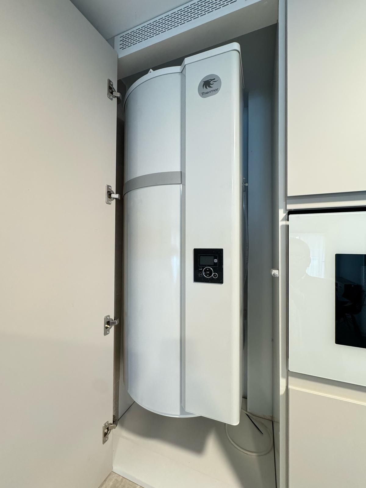 e93a2cf56c1060c312c87c1bc83f126f - 31