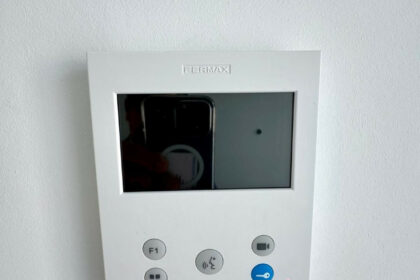 e93a2cf56c1060c312c87c1bc83f126f - 32